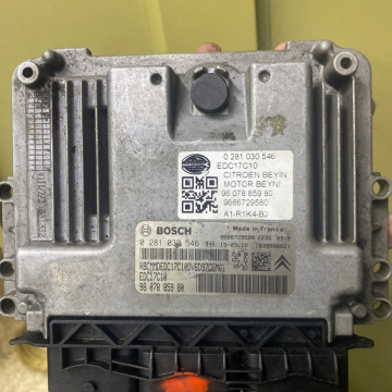 BOSCH 0 281 030 546, EDC17C10, 98 078 859 80, Citroën/Peugeot, 9666729580