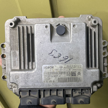 EDC16C34 - 0281011785 - 96 567 898 80 - RBCMMDDEC16C34CEM00 - Peugeot Citroen 1.6 HDi - Bosch
